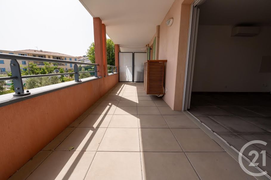 Vente appartement 3 pièces 66 m² à Bormes-les-Mimosas (83230), 340 900 €