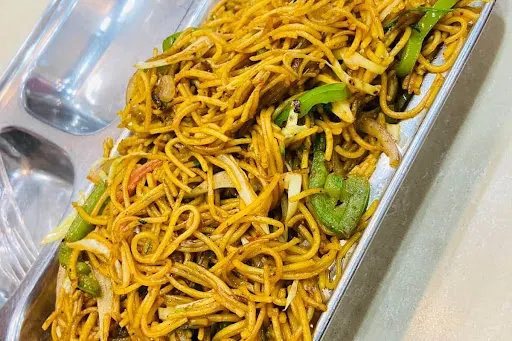 Paneer Singapore Chowmein(full)