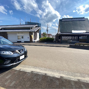 エクストレイル HNT32