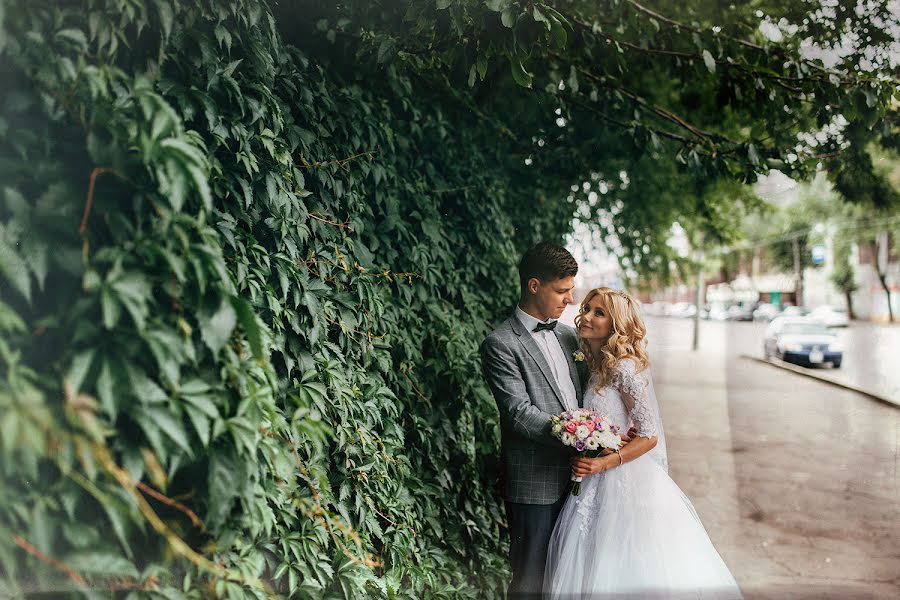 Fotógrafo de casamento Dmitriy Schekochikhin (schekochihin). Foto de 18 de julho 2017