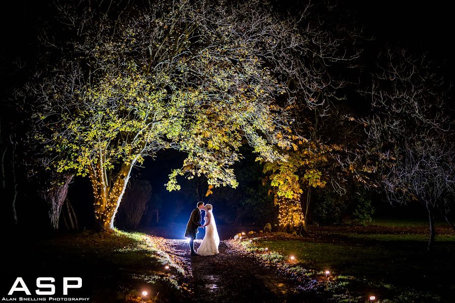 Wedding photographer Alan Snelling (aspweddings). Photo of 25 February 2022