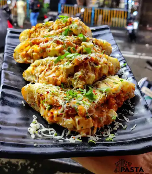 Paneer Tikka Kulcha