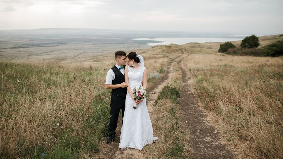 Fotógrafo de casamento Aleksey Gromakov (bodyholy). Foto de 17 de fevereiro 2016