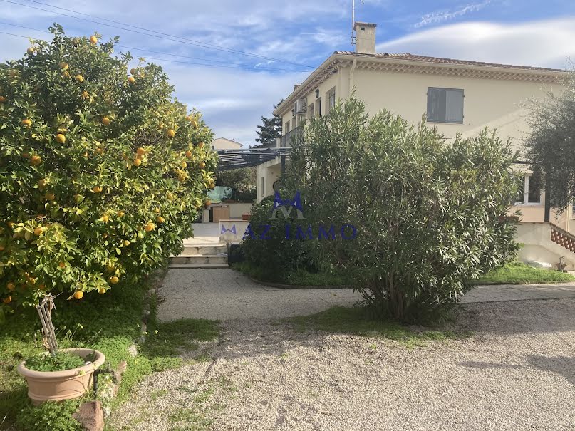 Vente villa 7 pièces 236 m² à Mandelieu-la-Napoule (06210), 1 272 000 €