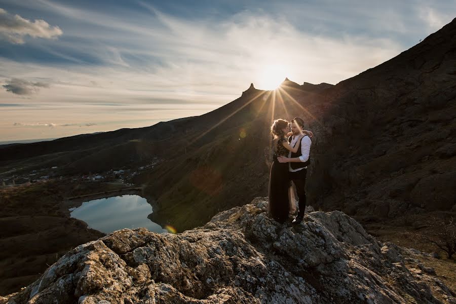 Photographe de mariage Aleksandr Starostin (nikel). Photo du 23 mars 2016