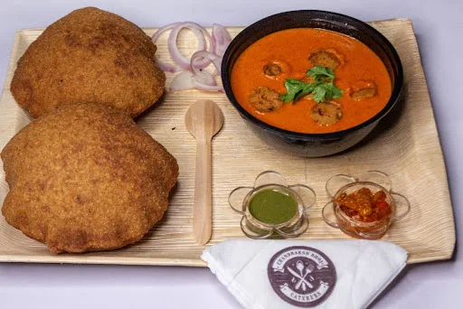 Bedmi Puri With Aloo Subji