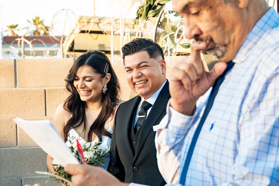 Fotógrafo de casamento Angie Roberts (candidsol). Foto de 10 de julho 2023