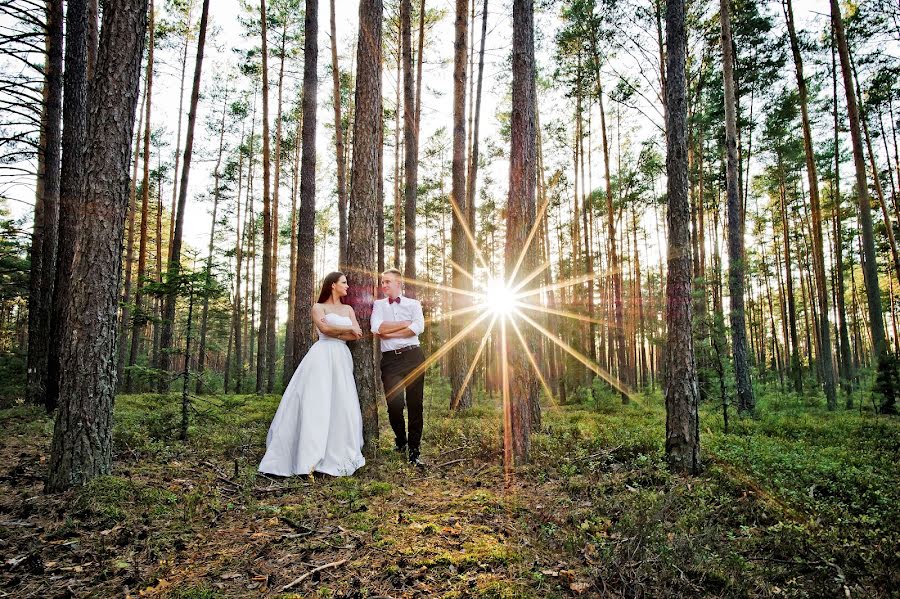 Hääkuvaaja Marcin Czajkowski (fotoczajkowski). Kuva otettu 11. kesäkuuta 2018