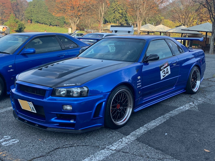 スカイライン GT-Rのドライブ・紅葉ドライブ・スカイラインGT-R・みんなのエンジンルーム見てみたいに関するカスタム事例の投稿画像2枚目