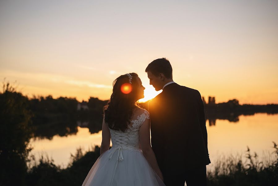 Fotógrafo de bodas Anna Meleschuk (annmell). Foto del 14 de marzo 2019