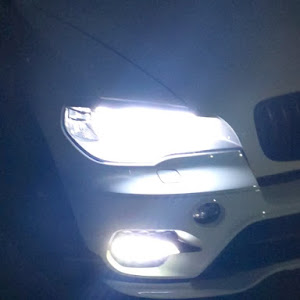 X5 E70