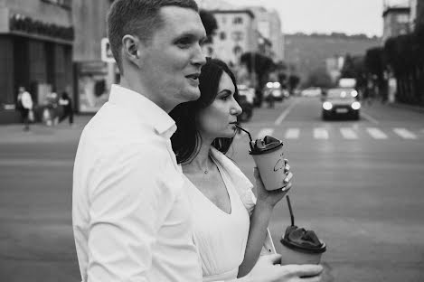 Fotografo di matrimoni Anna Shelenkova (annashelenkova). Foto del 13 maggio 2022