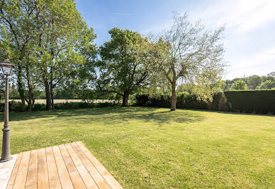 Maison avec piscine et terrasse 3