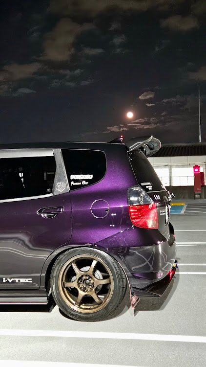フィットの駐車枠ぴったり選手権・ライムグリーン・ドライブ・DIY・満月に関するカスタム事例の投稿画像4枚目