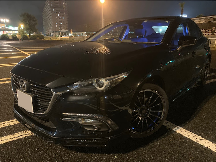 アクセラのマツダ・#アクセラ・梅雨入り・夜に関するカスタム事例の投稿画像1枚目