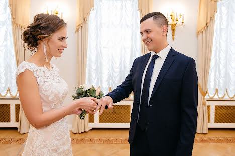 Fotógrafo de casamento Oleg Sverchkov (sverchkovoleg). Foto de 18 de março 2021