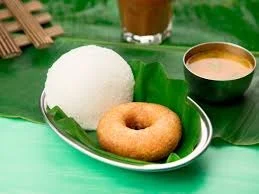 Idly (2 pcs) + Vada (1 pc)