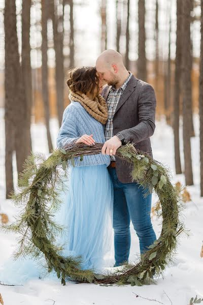 Fotógrafo de casamento Lyubov Kirillova (lyubovk). Foto de 14 de março 2017