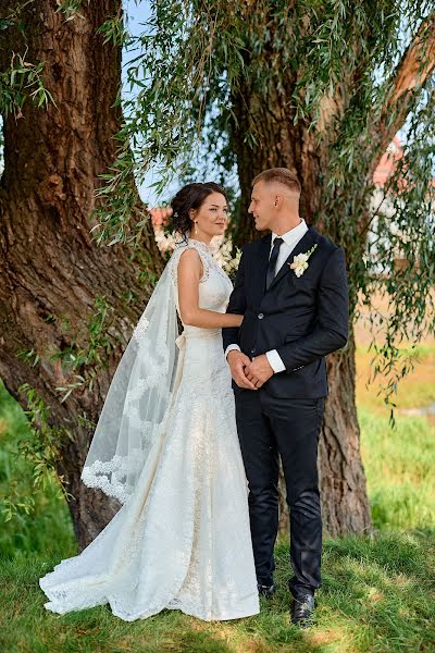 Wedding photographer Sergey Sarachuk (sarachuk). Photo of 14 April 2020