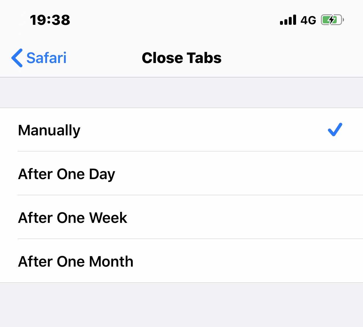 Here is the reference pic which gives the hint on closing safari tabs automatically.