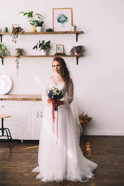 ช่างภาพงานแต่งงาน Anastasiya Kulikova (ll-foto) ภาพเมื่อ 12 เมษายน 2021
