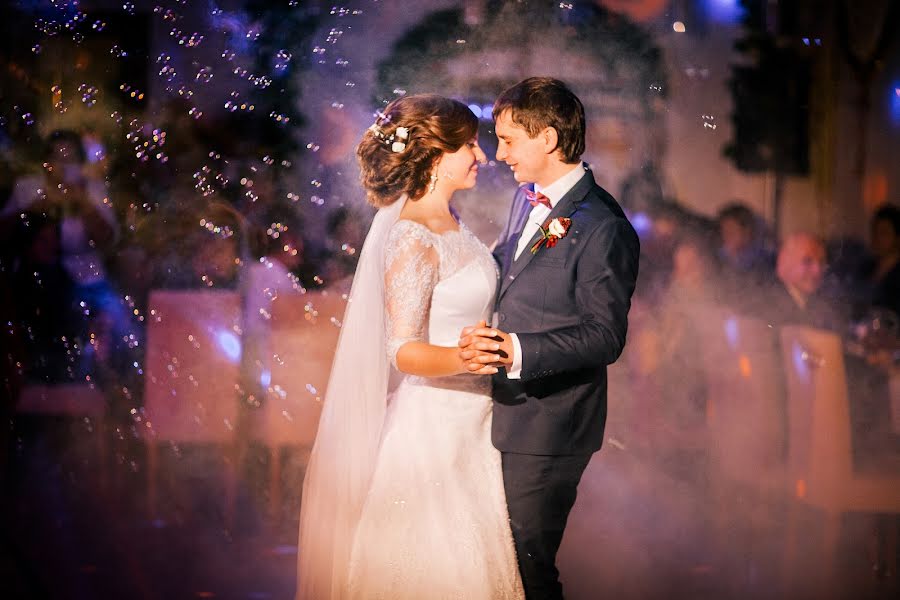 Fotógrafo de casamento Andrey Zhuravlev (juravlev). Foto de 24 de novembro 2014