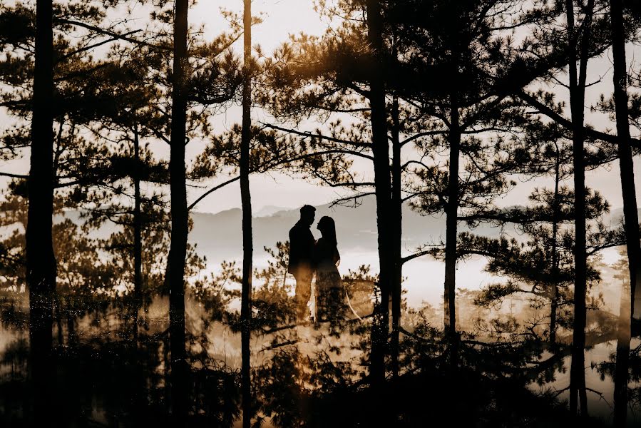 Fotógrafo de casamento Nien Truong (nientruong3005). Foto de 18 de abril 2022