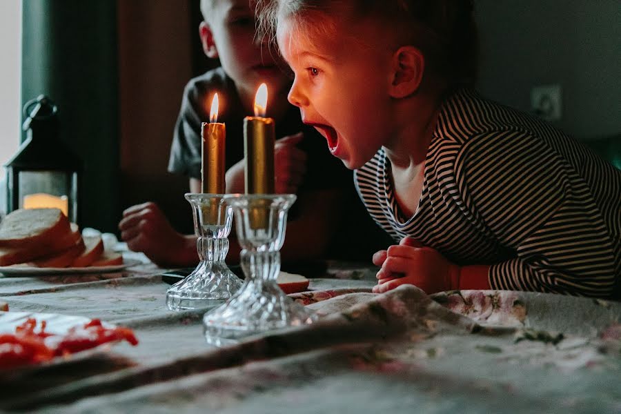 Fotógrafo de casamento Lyubov Pogodina (armastus). Foto de 4 de dezembro 2023