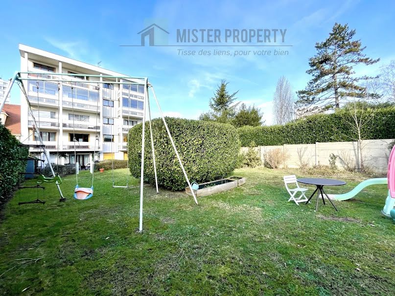 Vente appartement 4 pièces 82 m² à Rueil-Malmaison (92500), 399 000 €