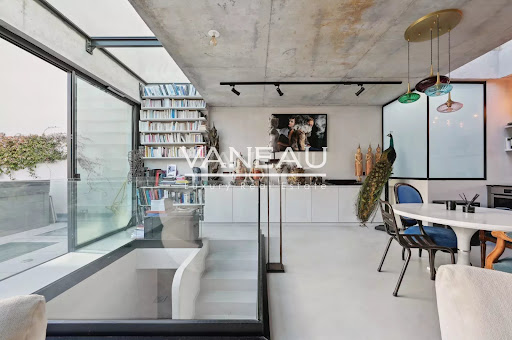 House with terrace 2