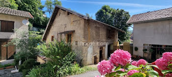 maison à Saint-Geoire-en-Valdaine (38)