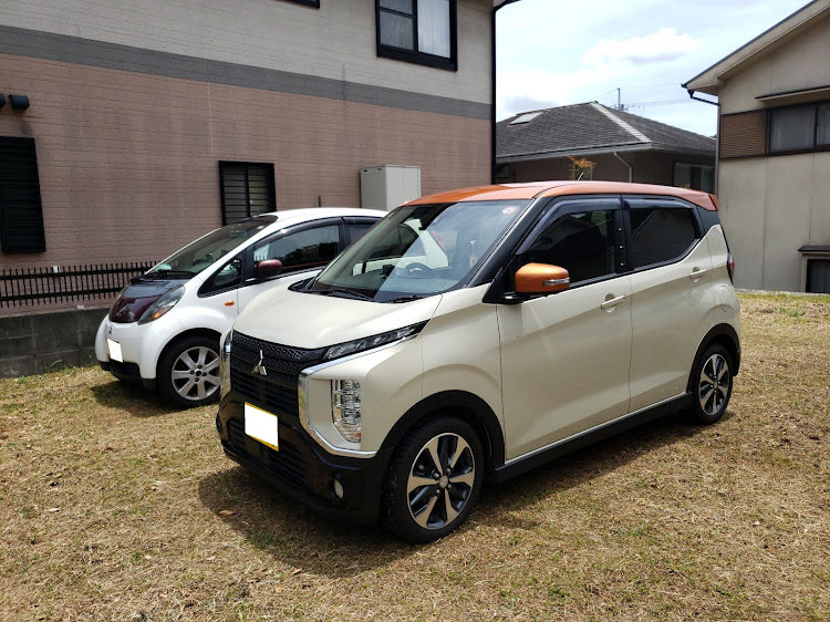 eKクロスのUSBポート増設・ツイーター加工・DIY日和・音質改善・ツーショットに関するカスタム事例の投稿画像1枚目