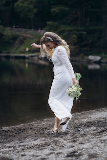 Fotógrafo de casamento Irina Vasilkova (irinav). Foto de 13 de setembro 2021