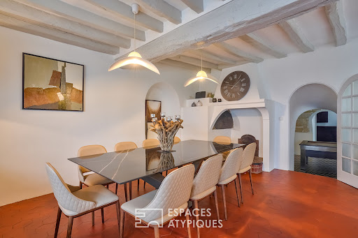 Maison avec piscine et terrasse 2