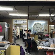 清真中國牛肉麵館(忠孝總店)