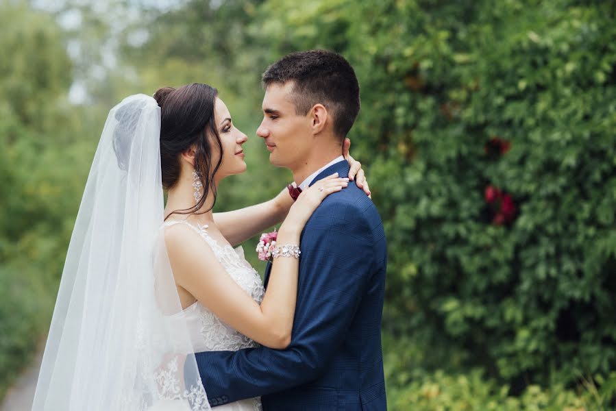 Fotógrafo de casamento Igor Kharlamov (kharlamovigor). Foto de 8 de setembro 2017