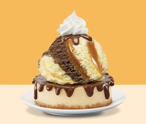 Cheese Cake Gold Medal Ribbon Sundae