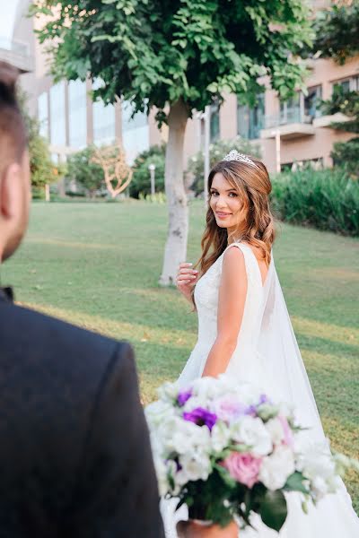 Fotografo di matrimoni Lidiya Beloshapkina (beloshapkina). Foto del 3 novembre 2019