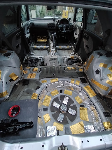 インプレッサ スポーツワゴン Gf8のdiy デッドニング フロアデッドニング 重量 化に関するカスタム メンテナンスの投稿画像 車のカスタム情報はcartune