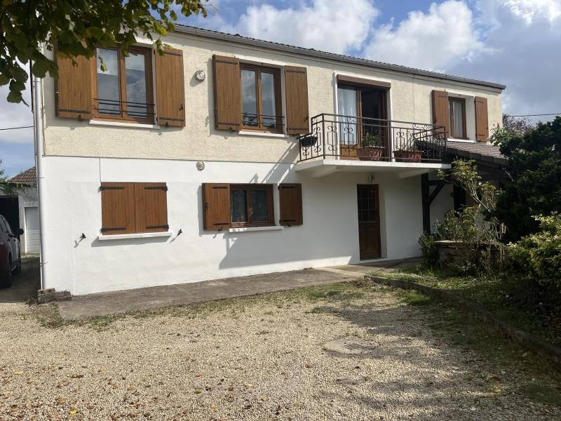 Vente maison 8 pièces 175 m² à Férolles (45150), 234 000 €