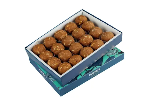 Atta Dry Fruit Laddu