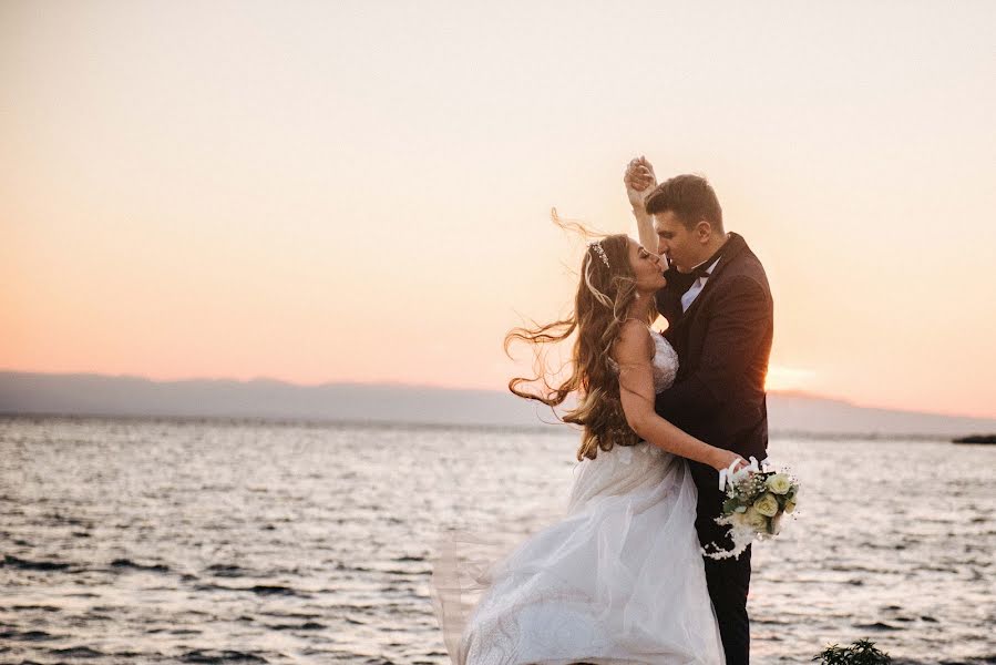 Fotógrafo de casamento Panos Apostolidis (panosapostolid). Foto de 13 de setembro 2022