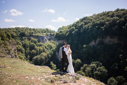 Nhiếp ảnh gia ảnh cưới Natalya Bukreeva (sunnysan). Ảnh của 27 tháng 8 2022
