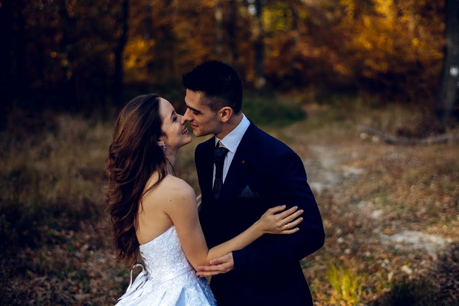 Fotografo di matrimoni Balazs Urban (urbanphoto). Foto del 29 ottobre 2019
