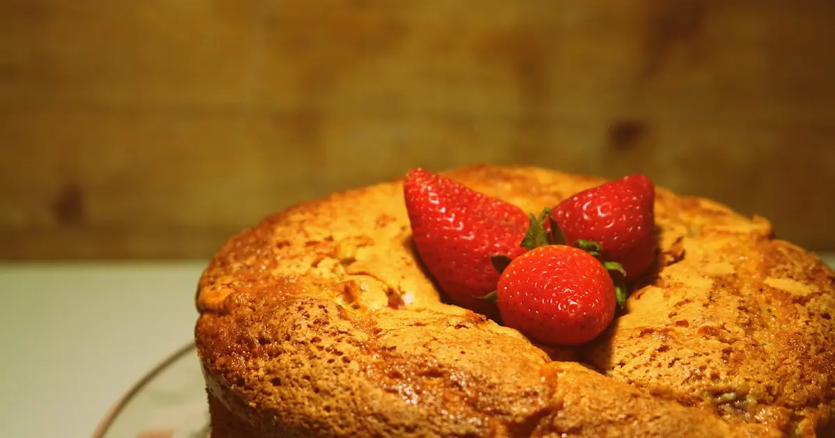 Strawberry Gateau - Supergolden Bakes