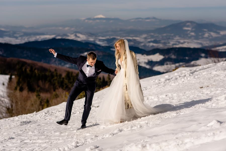 Fotógrafo de bodas Iwona Wiesław Szczurowie (alfakadr). Foto del 23 de diciembre 2020