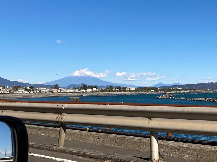 @つ〜さんが投稿したトヨタレクサスGS・トヨタレクサスゲス・ジャイアントジャービル・桜エビコラボ・良いお年を〜🏩に関するカスタム事例の投稿画像3枚目