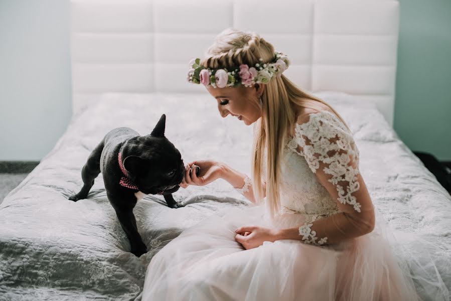 Wedding photographer Sylwia Olszewska (darkestrella). Photo of 25 October 2019