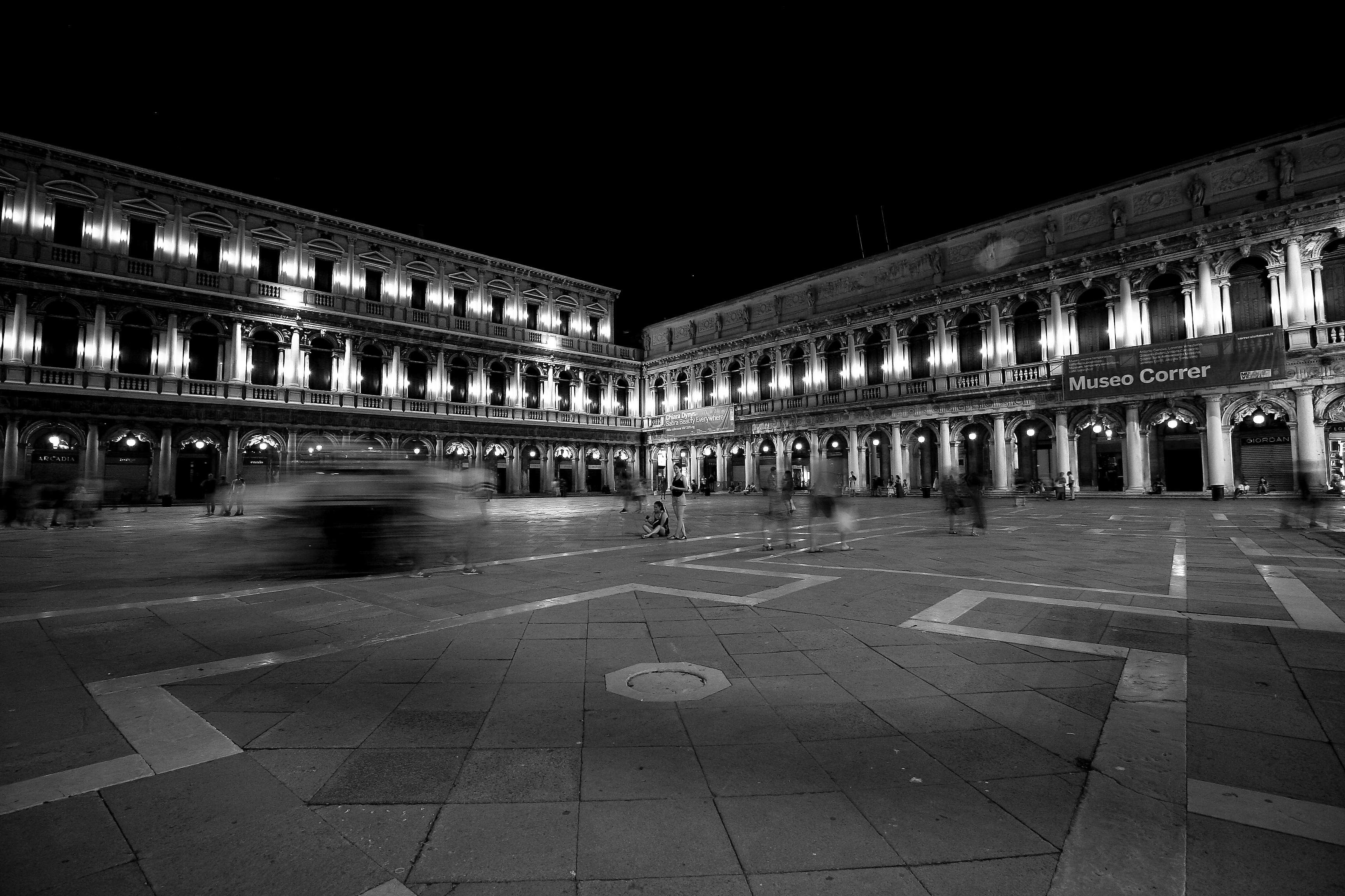 Convergenze notturne di Andrea F
