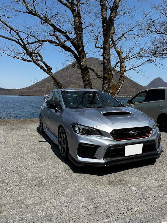 WRX STIの桜吹雪・ピンクムーン・ツーリング・嬬恋パノラマライン・上田城跡公園に関するカスタム事例の投稿画像2枚目